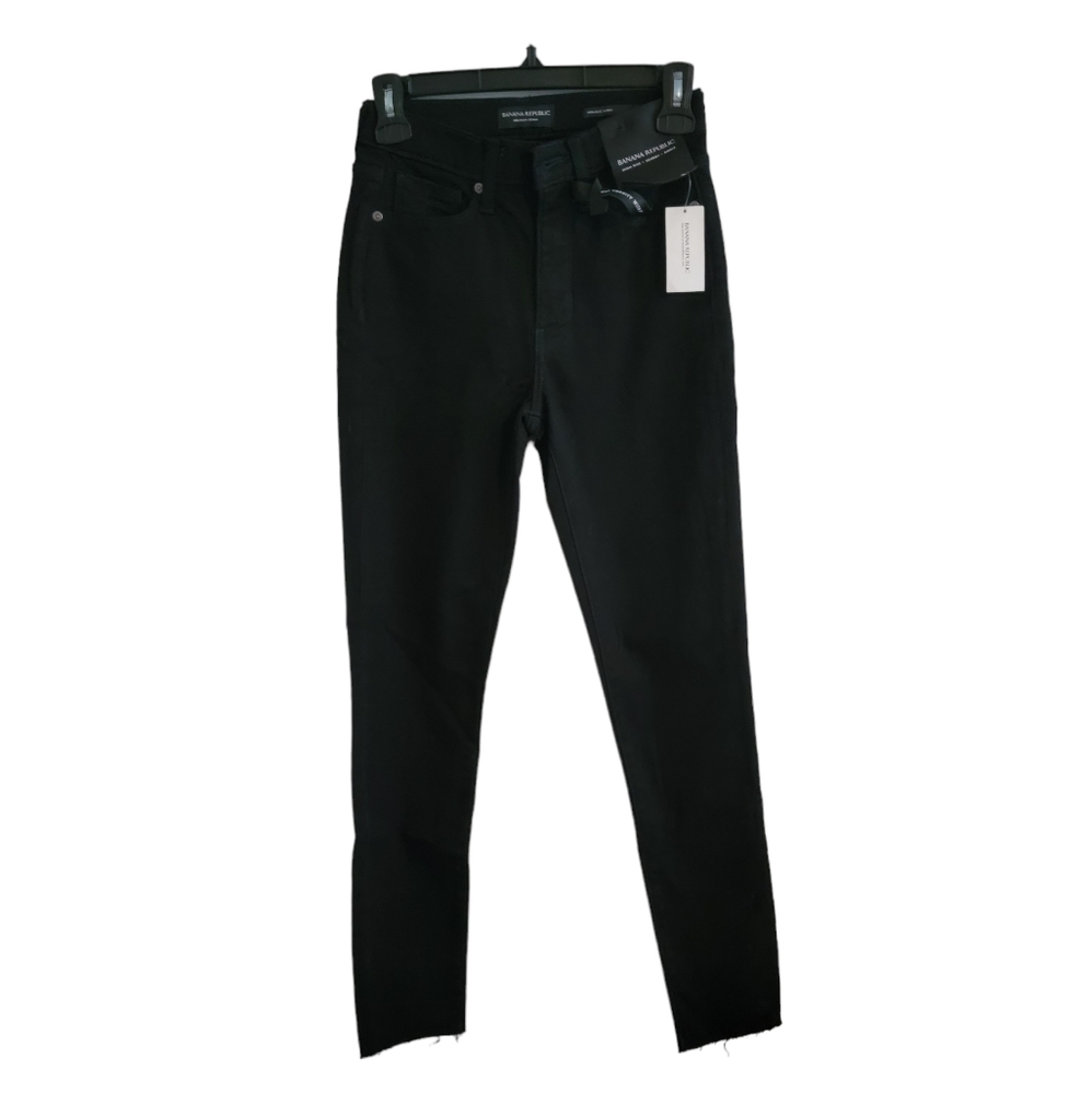 NWT Banana Republic Zero Gravity high rise skinny jeans. SIZE 25